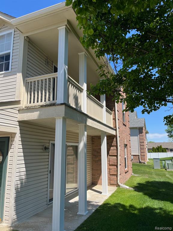 45664 GABLE Drive, Macomb, MI 48044 — Photo 2