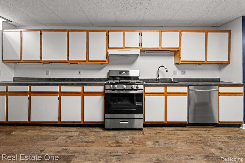 17300 Timothy Drive, Southgate, MI 48195 — Photo 47