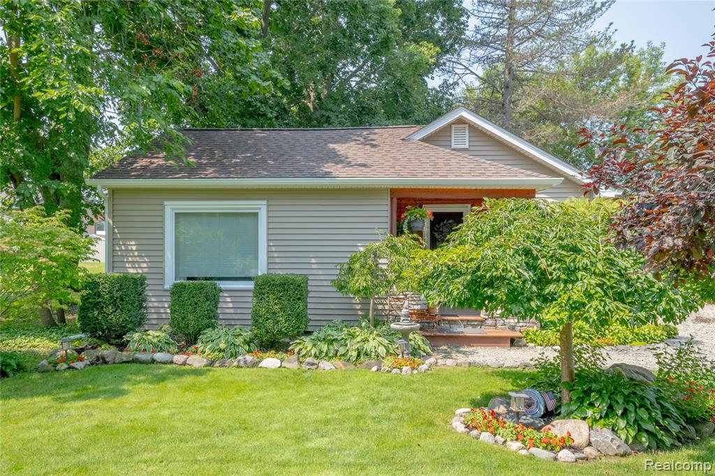 108 S Church Street, Byron, MI 48418 — Photo 3