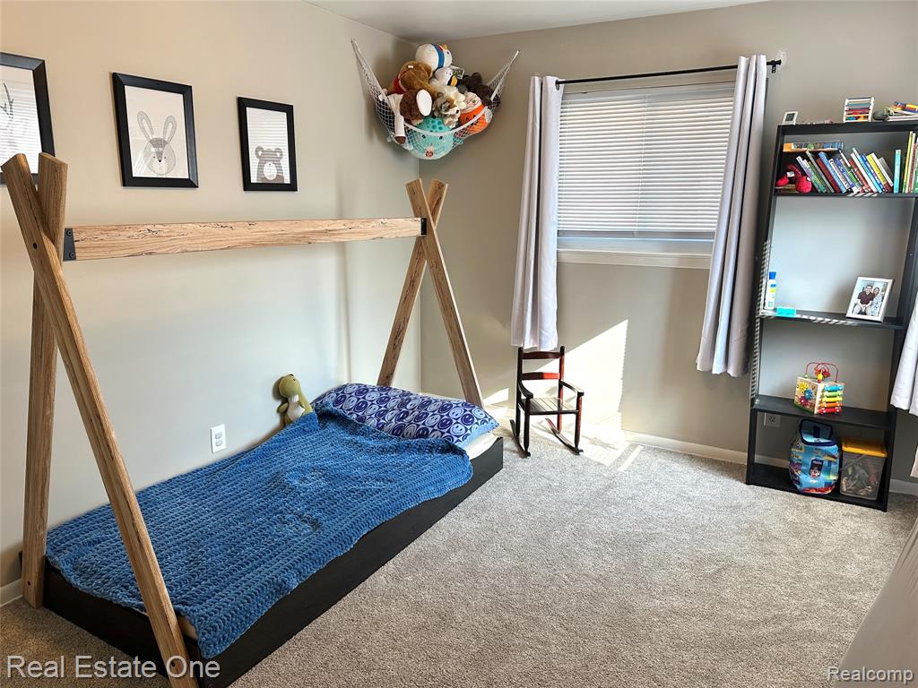 4562 Valley Road, Trenton, MI 48183 — Photo 17