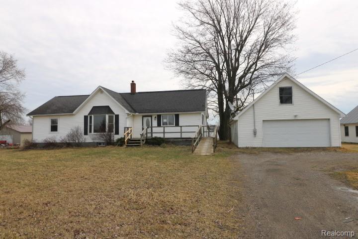 5271 Isles Road, Brown, MI 48416 — Photo 2