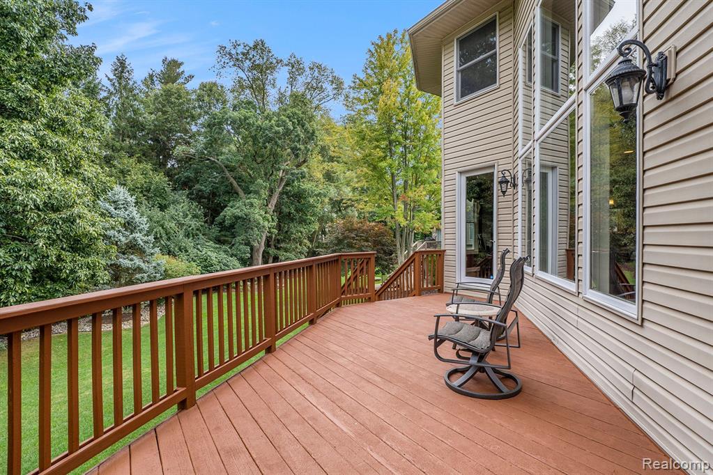 979 SUCHAVA Drive, White Lake, MI — Photo 37