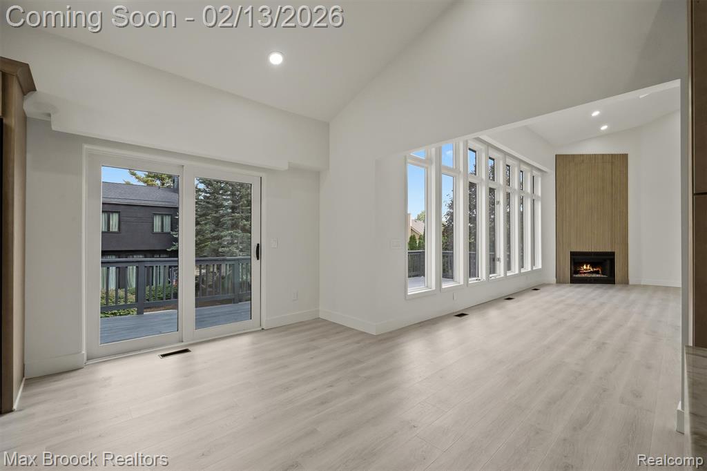 4117 Marlwood Drive, West Bloomfield, MI 48323 — Photo 9