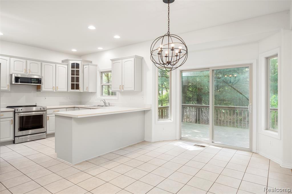 3409 Ancient Drive, Port Huron, MI 48060 — Photo 10