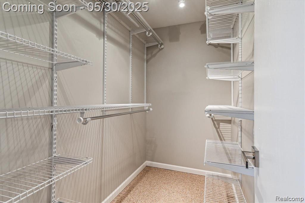 45127 Fair Oaks Drive, Canton, MI 48187 — Photo 24