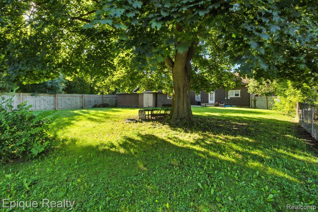 203 E Mechanic Street, Yale, MI 48097 — Photo 24
