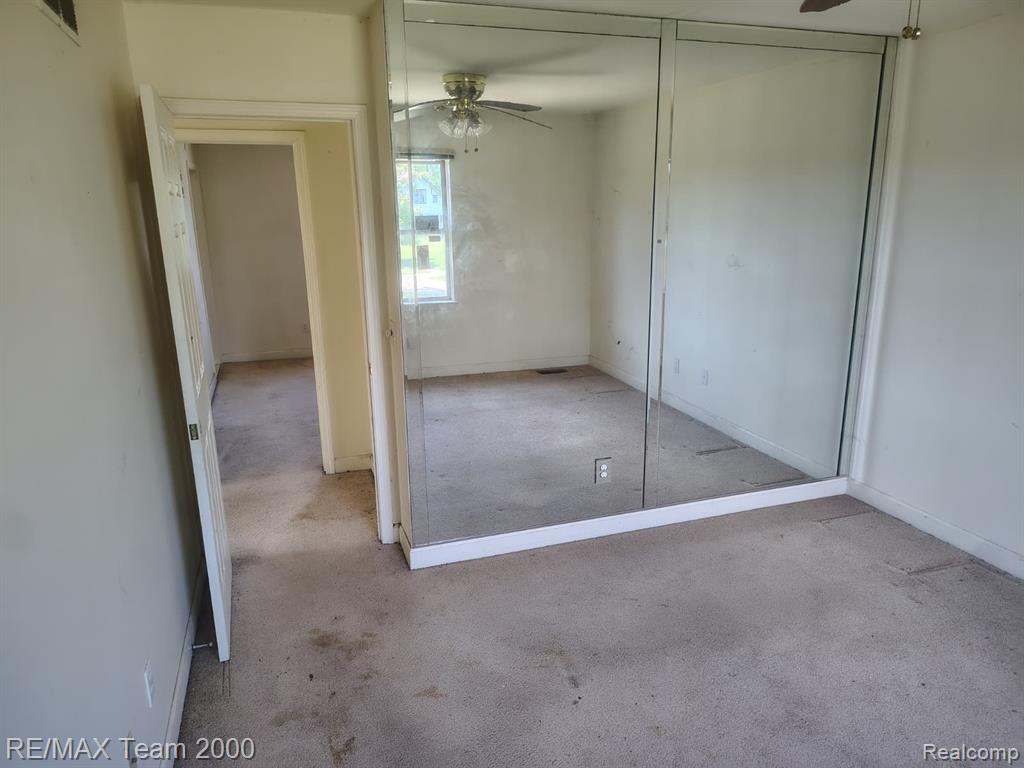 19452 Troy Place, Highland Park, MI 48203 — Photo 9