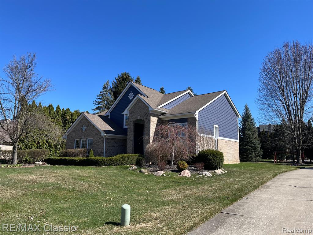 54446 ROYAL TROON Drive, South Lyon, MI 48178 — Photo 32