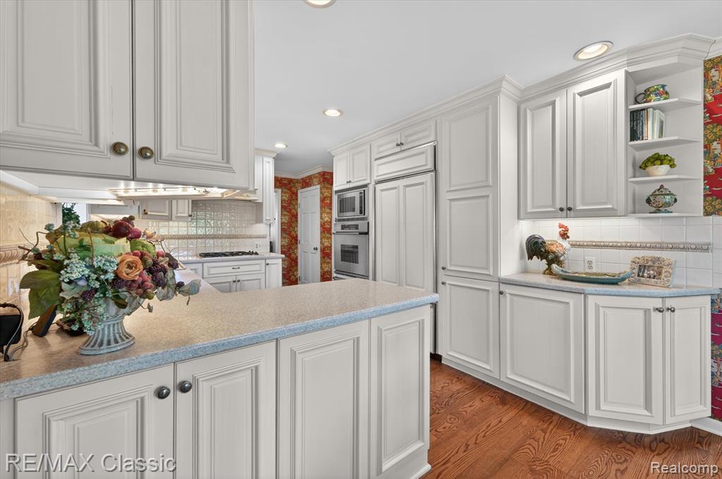 12648 Portsmouth Court, Plymouth, MI 48170 — Photo 16