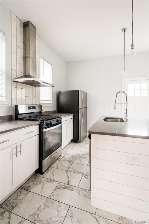 613 E Euclid Street, Detroit, MI 48202 — Photo 9