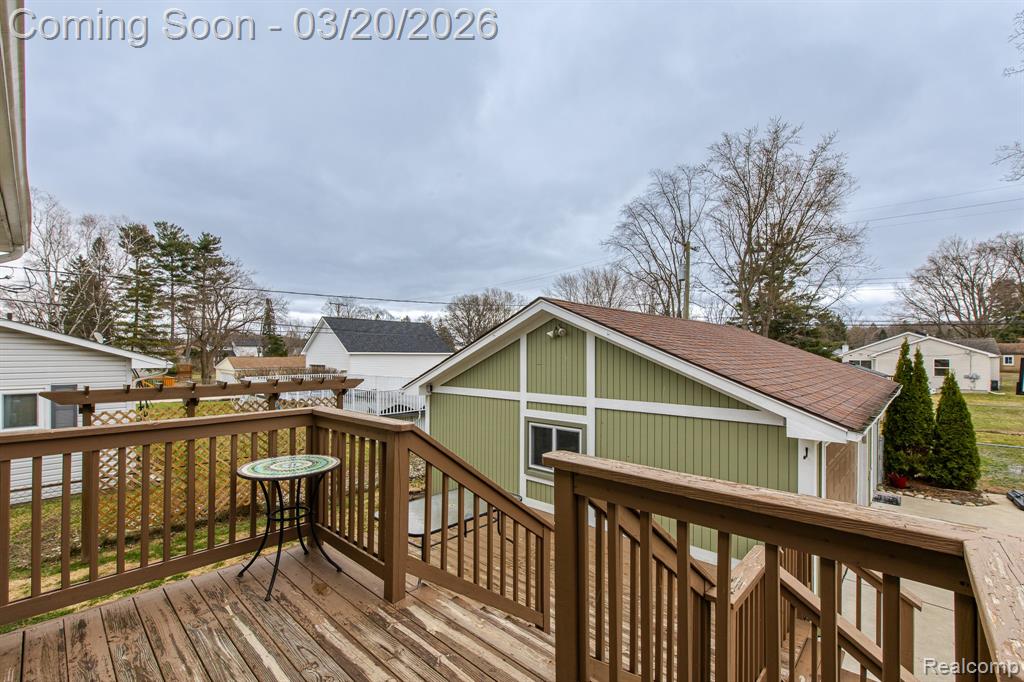 7691 Bridge Road, Waterford, MI 48329 — Photo 36