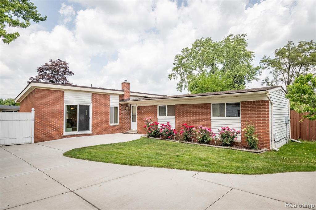 8311 Gulley Street, Taylor, MI 48180 — Photo 2