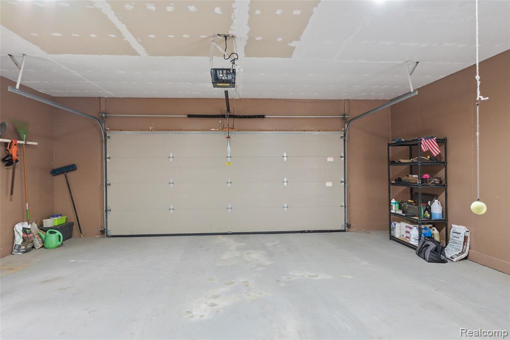 6218 Curtis Road, Plymouth, MI 48170 — Photo 25