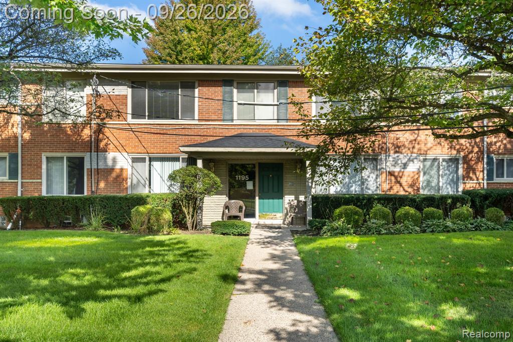 1195 Derby Road, 5, Birmingham, MI 48009