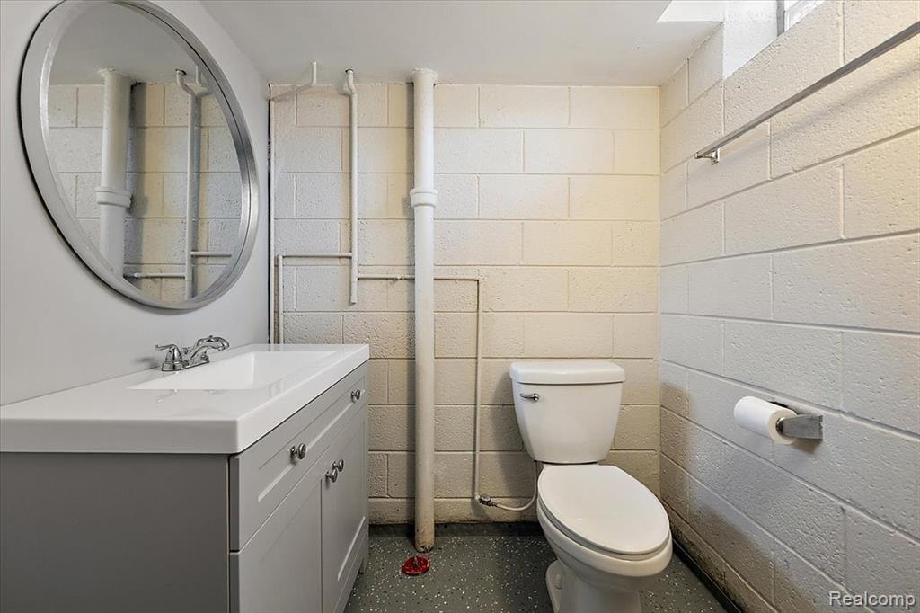 22461 Benjamin Street, Saint Clair Shores, MI 48081 — Photo 44
