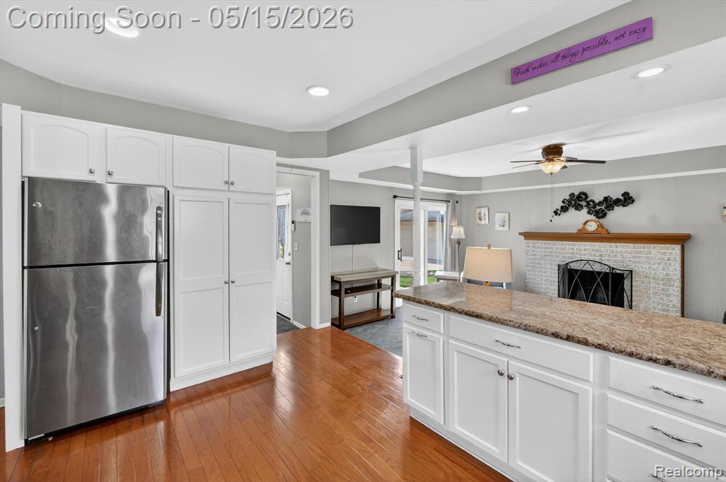 17830 Kuecken Street, Clinton Twp, MI 48038 — Photo 15