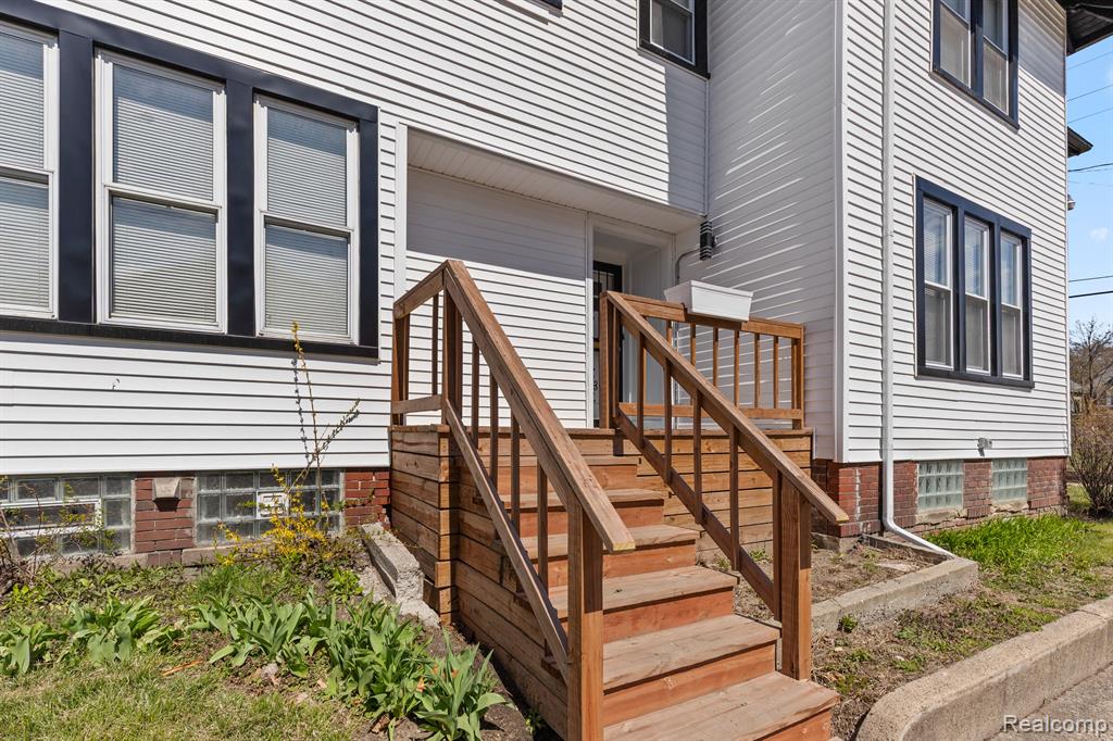 7407 E Vernor Hwy, Detroit, MI 48214 — Photo 2