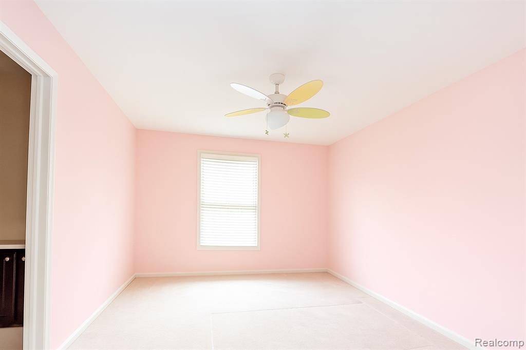 5401 Creekmonte Drive, Oakland, MI 48306 — Photo 15