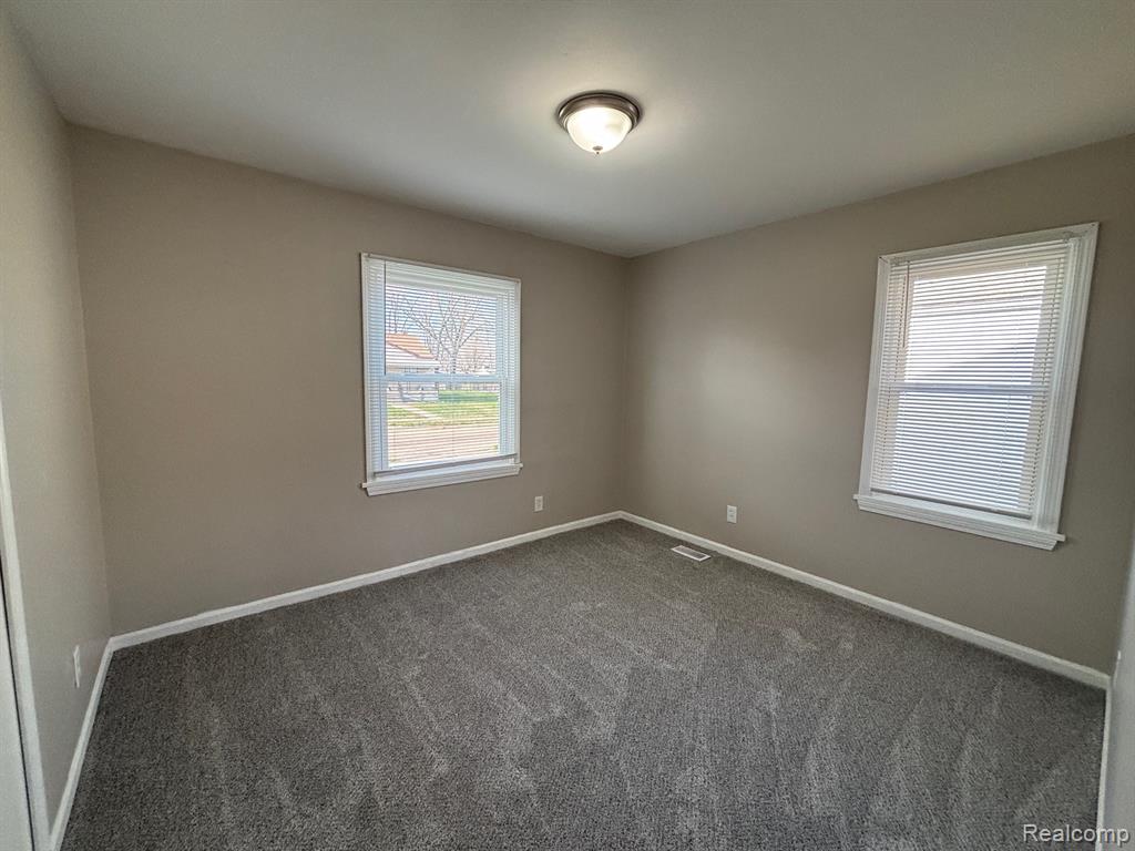7044 Westminster Avenue, Warren, MI 48091 — Photo 8