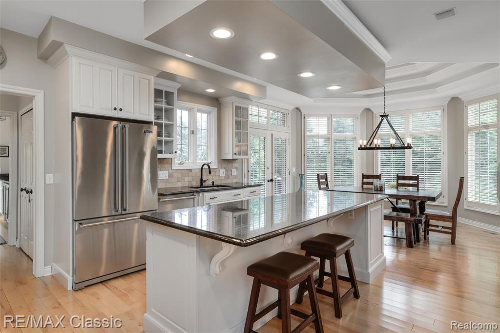 18438 Clairmont Circle E, Northville, MI 48168 — Photo 24