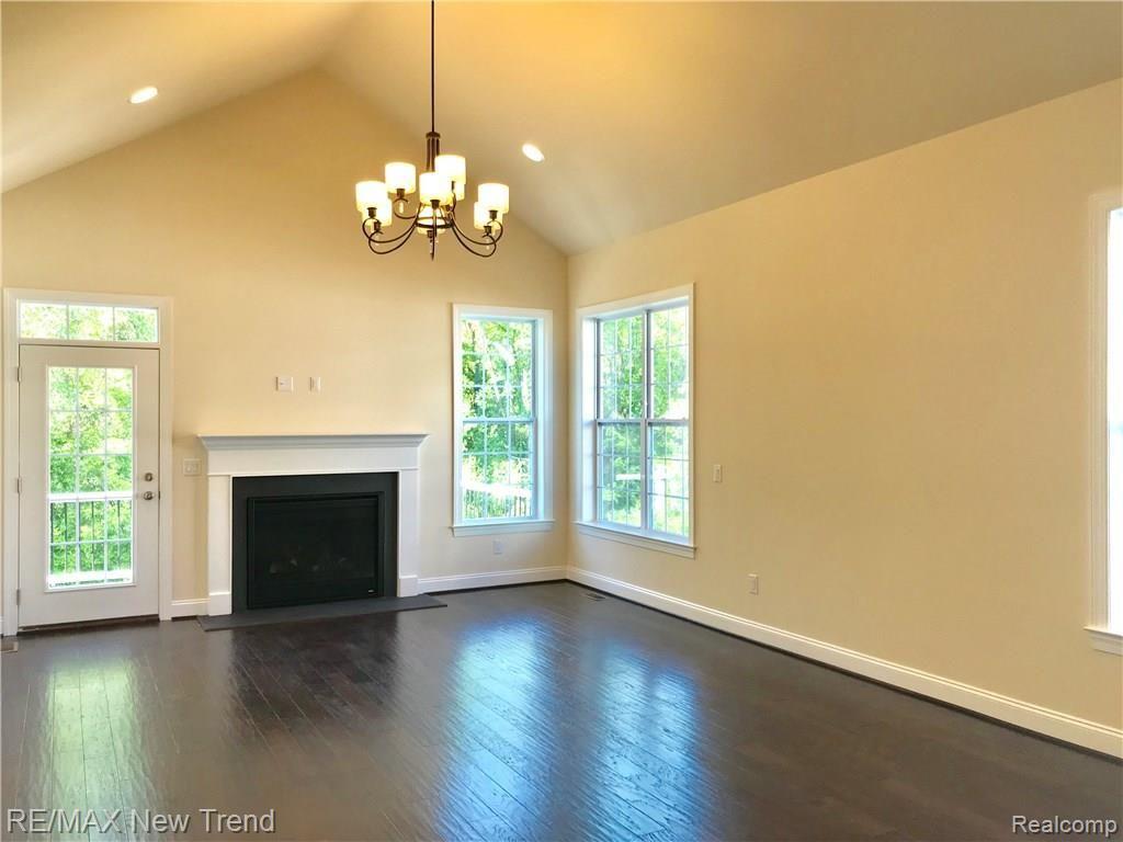 42932 Cardinal Way, Novi, MI — Photo 6