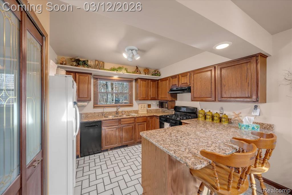 1351 Glen Oak Drive, Holly, MI 48442 — Photo 13