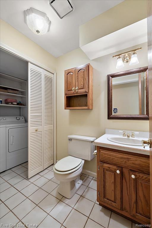 6586 Pontiac Lake Road, 1, Waterford, MI 48327 — Photo 33