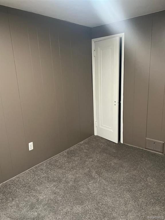 9609 PLAINVIEW Avenue, Detroit, MI 48228 — Photo 18