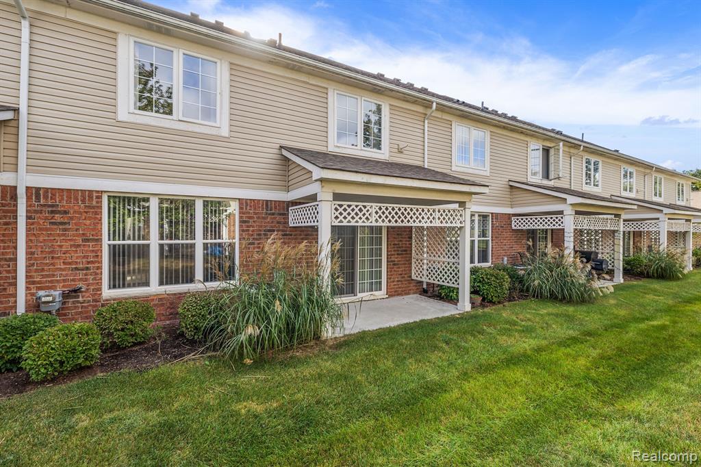 6235 Windemere Lane, Utica, MI 48316 — Photo 7