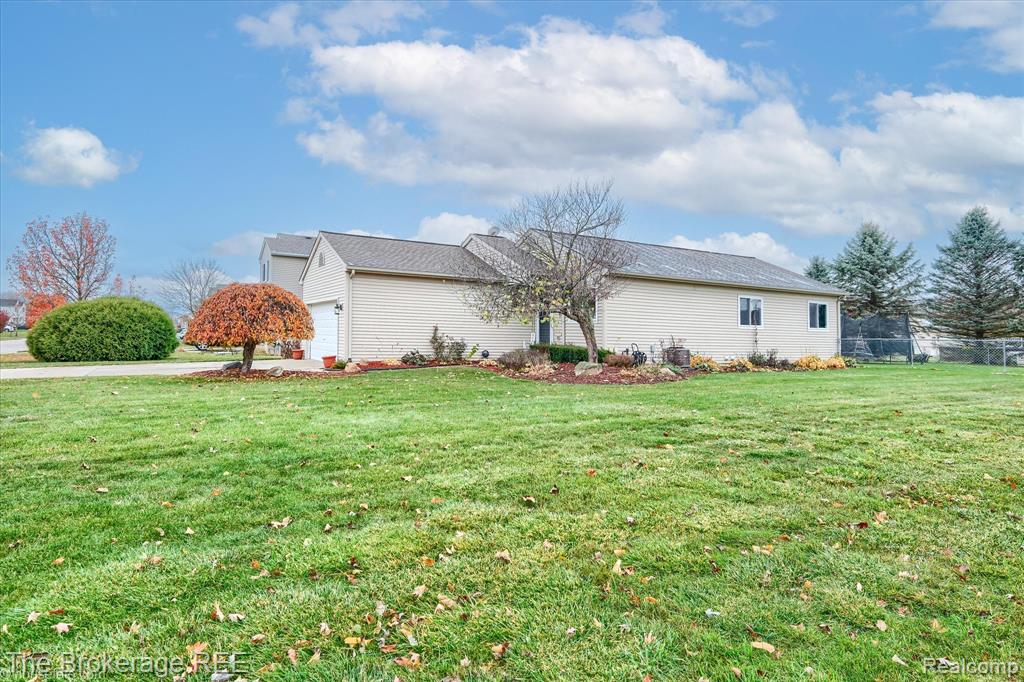 9475 Sandy Hollow Lane, Davison, MI 48423 — Photo 3