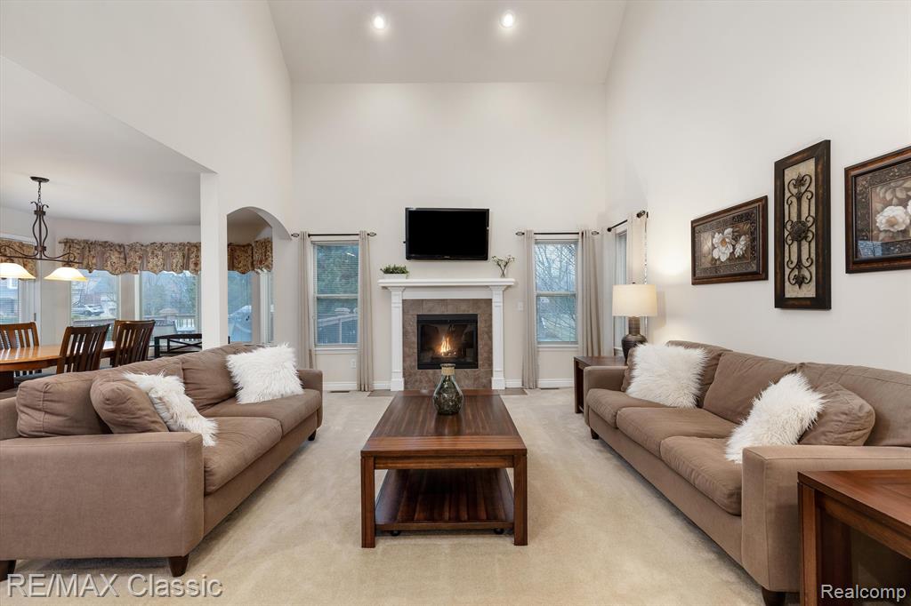 25345 MEADOW, South Lyon, MI 48178 — Photo 16