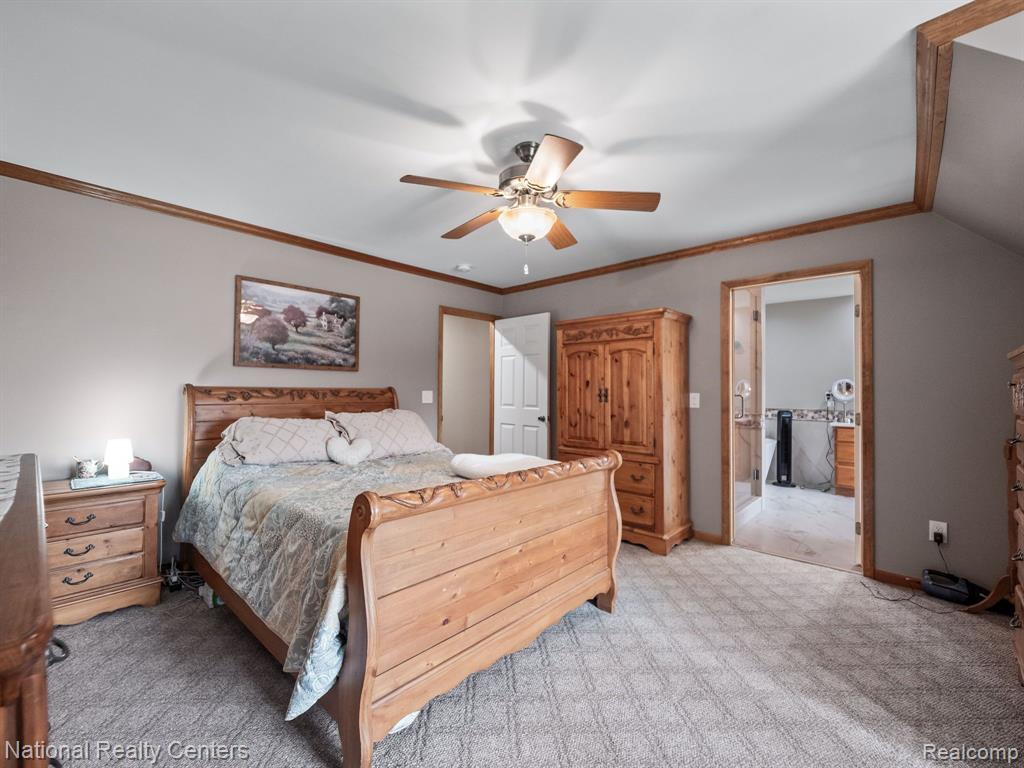 391 MCINTOSH, Almont, MI 48003 — Photo 28
