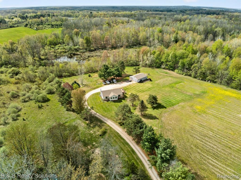 2927 N Blacks Corners Road, Imlay City, MI 48444 — Photo 50
