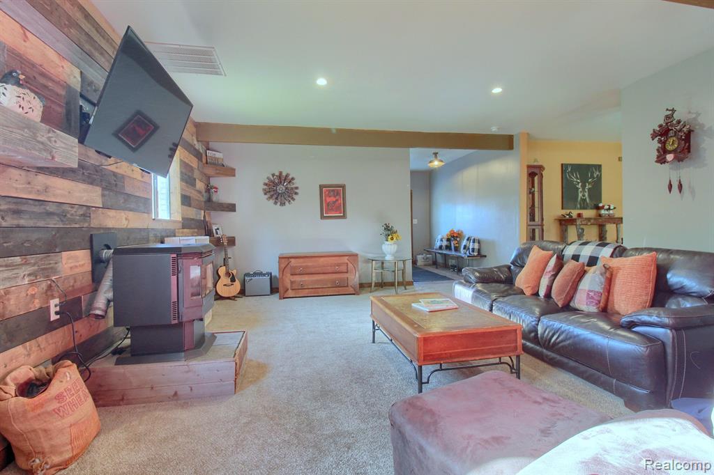 6570 HIVON Road, Carleton, MI 48117 — Photo 15