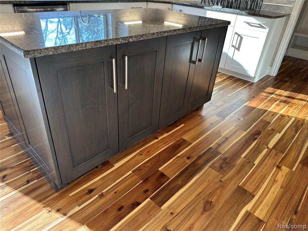 5121 Orchard Crest Drive, Troy, MI 48085 — Photo 18