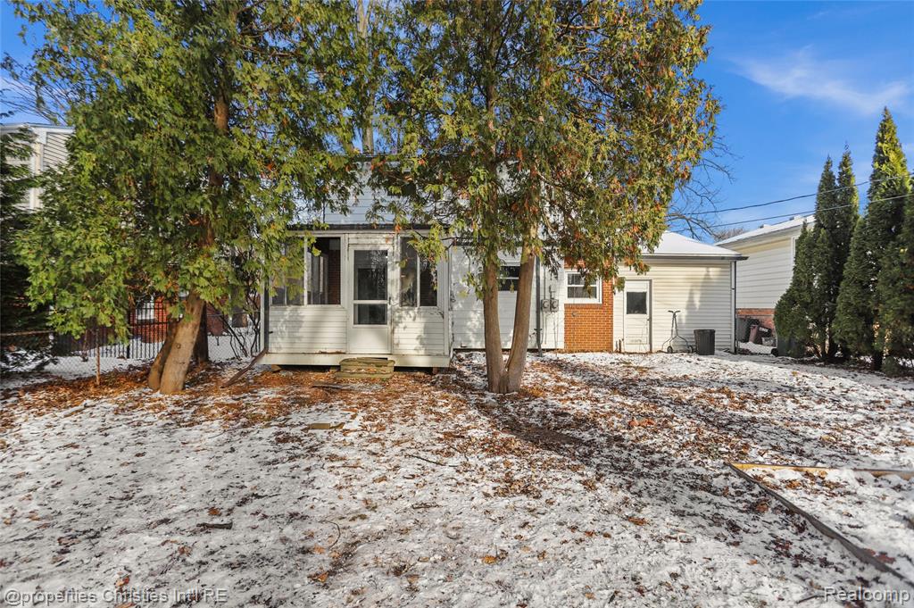 615 W 13 Mile Road, Royal Oak, MI 48073 — Photo 32