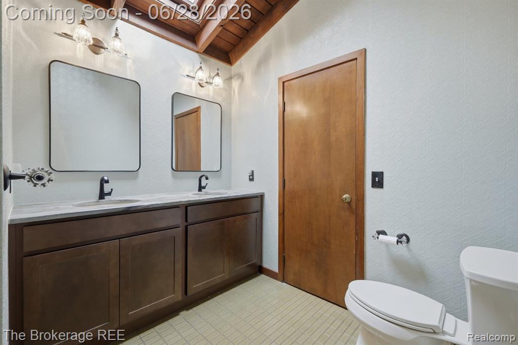 8475 Knox Road, Clarkston, MI 48348 — Photo 32