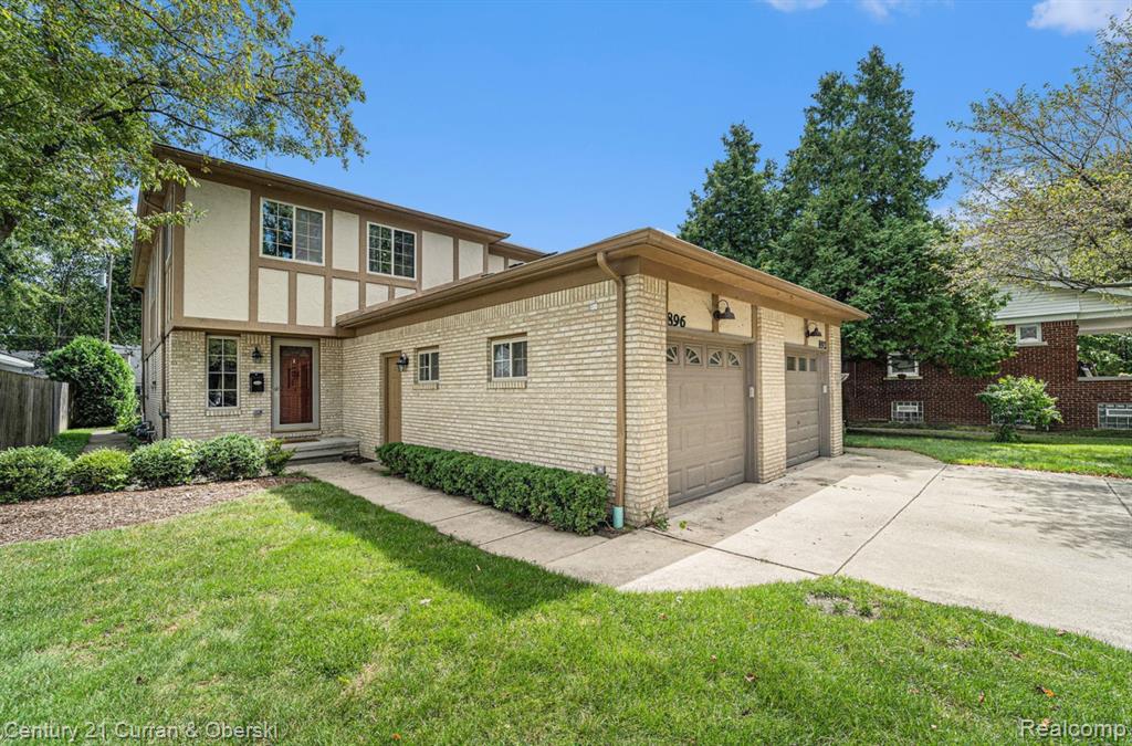 896 Saint Clair Street, Grosse Pointe, MI 48230 — Photo 3
