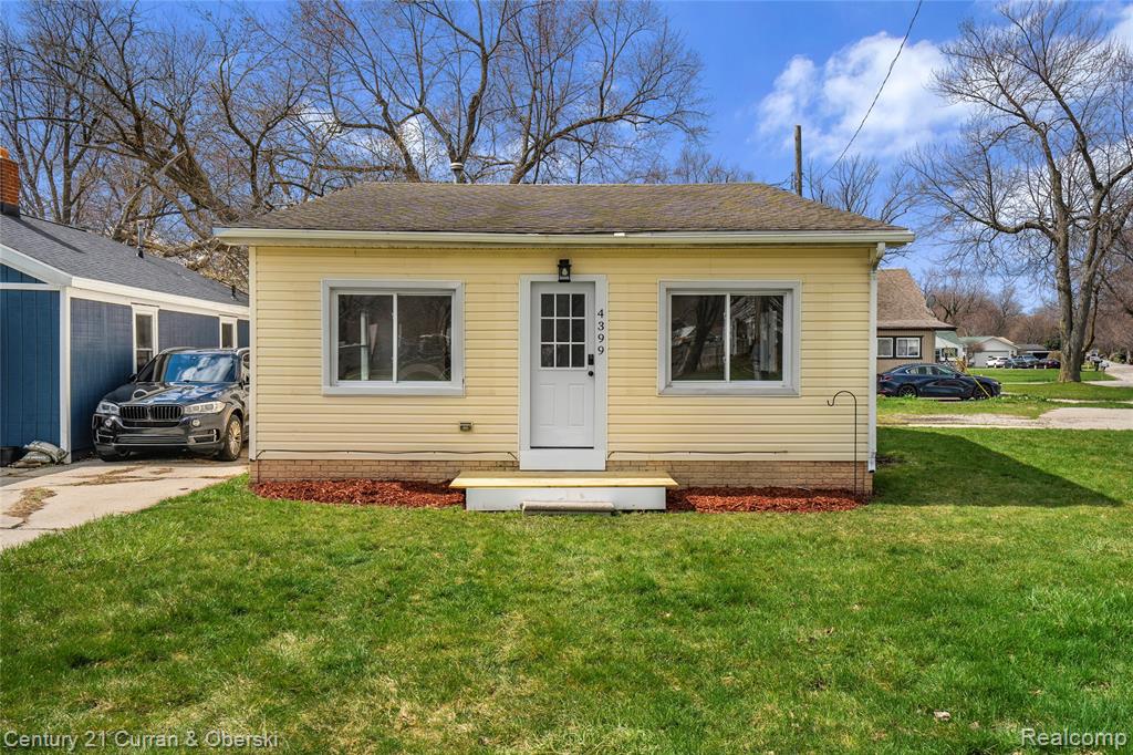 4399 2nd Street, Newport, MI 48166 — front exterior