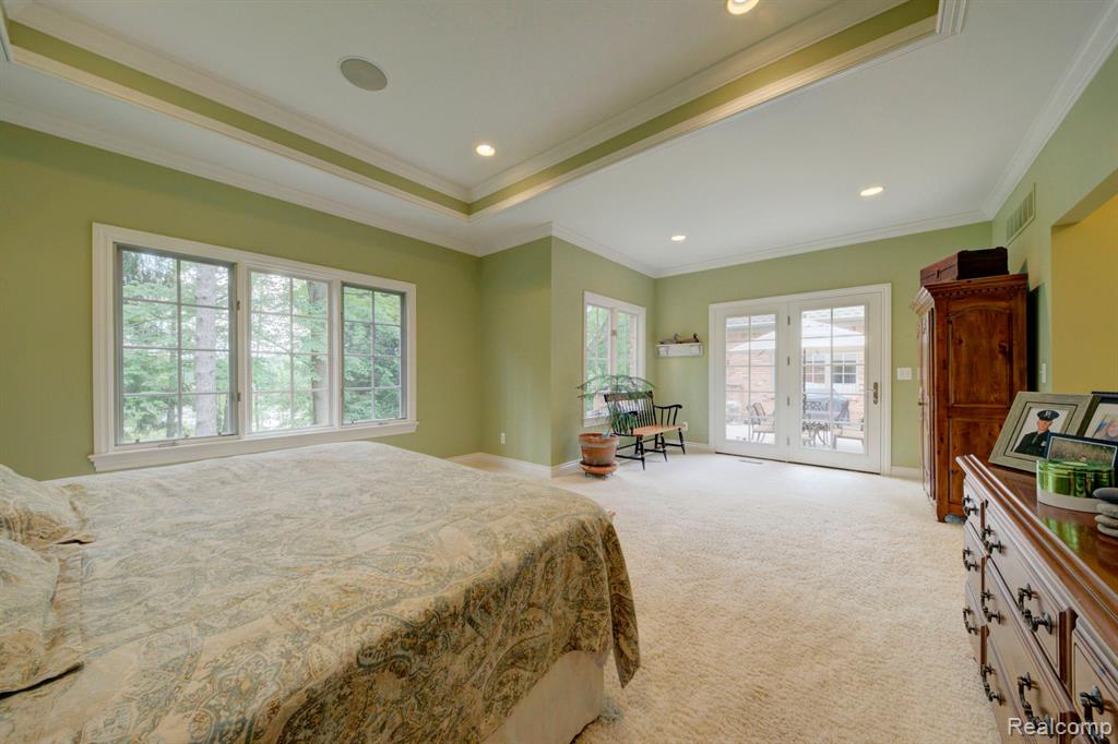5718 EVERGREEN, Howell, MI 48855 — Photo 19