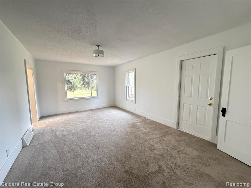 10149 Seymour Road, Montrose, MI 48457 — Photo 7