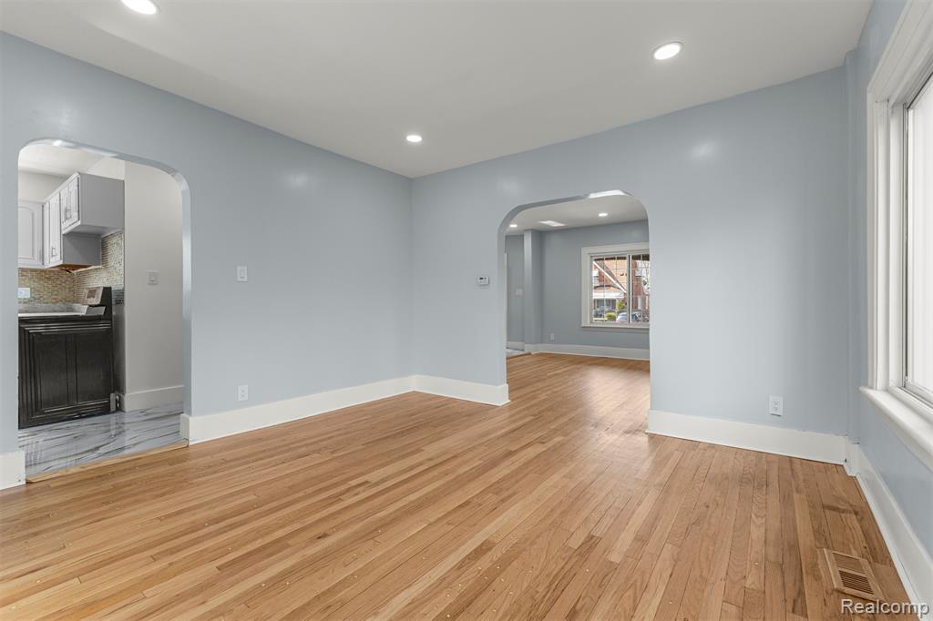 7830 Miller Road, Dearborn, MI 48126 — Photo 12