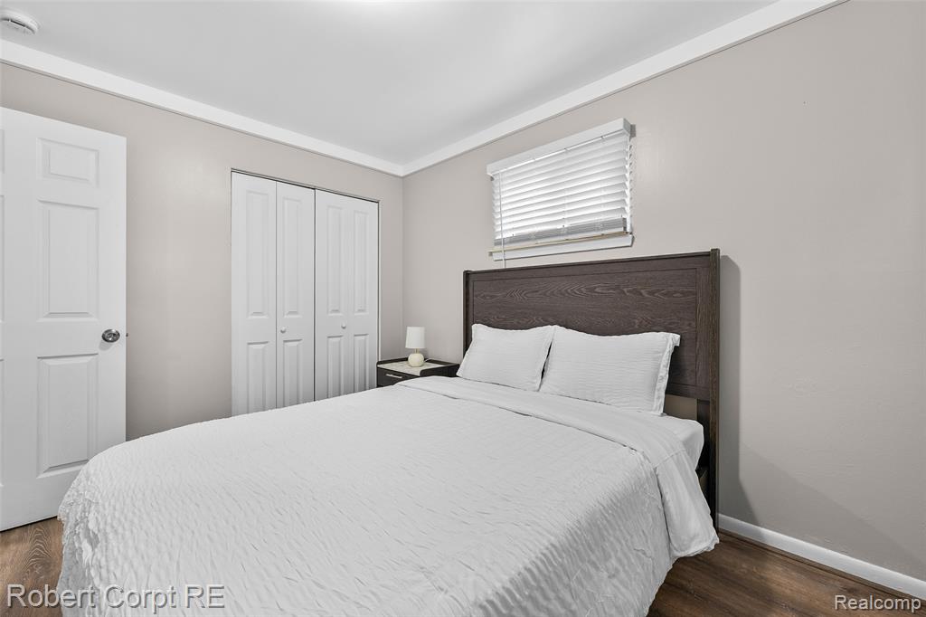 4772 Harding Street, Dearborn Heights, MI 48125 — Photo 16