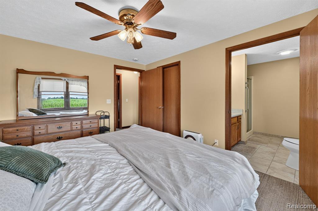 9889 Ditch Road, Chesaning, MI 48616 — Photo 31