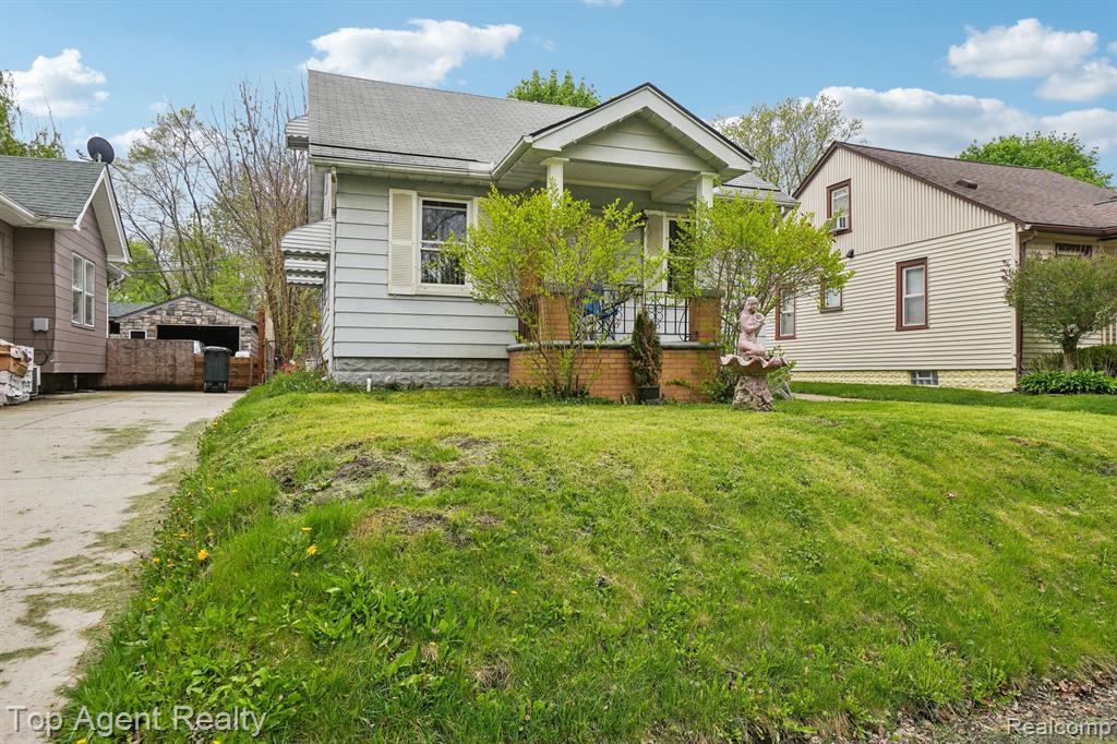 933 CAMERON Avenue, Pontiac, MI 48340 — Photo 3