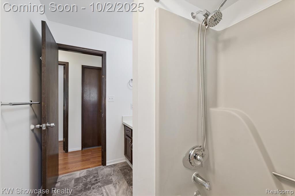 8760 Cooley Beach Drive, White Lake, MI — Photo 36