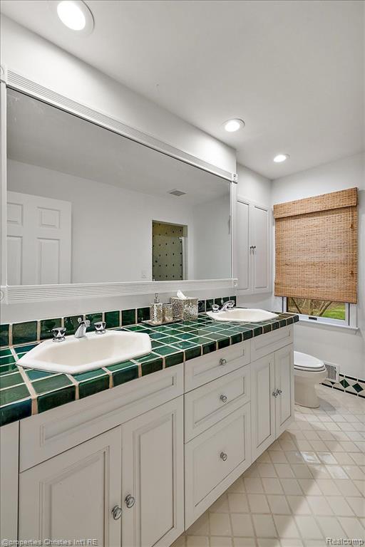 765 S Glenhurst Drive, Birmingham, MI 48009 — Photo 35