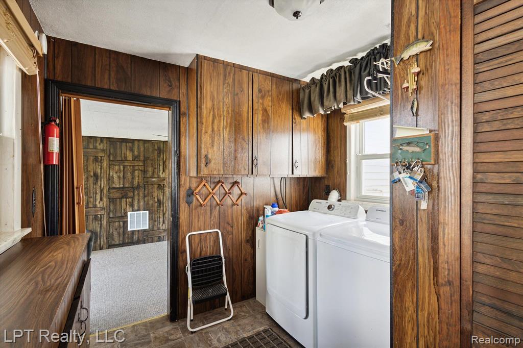574 WILSON Avenue, Mount Morris, MI 48458 — Photo 14