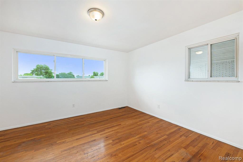 4830 BRIARWOOD Avenue, Royal Oak, MI 48073 — Photo 15