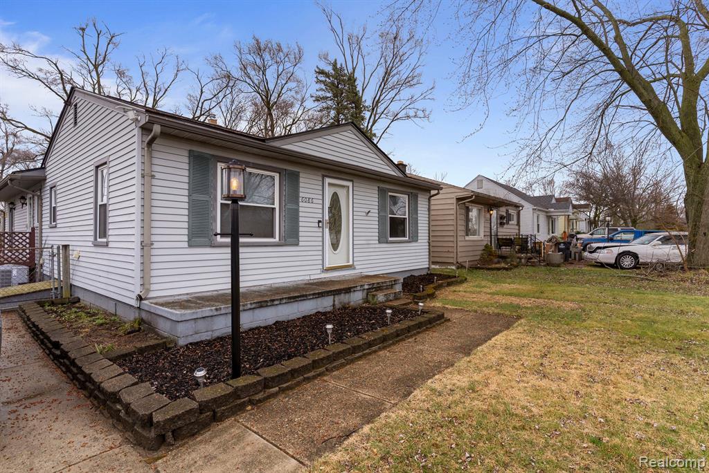 6086 N CROWN Street, Westland, MI — Photo 4